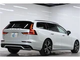 2021 Volvo V60 B5 Sedan for sale, Japanese used car export - photo 6 of 76 | GULJI TRADERS