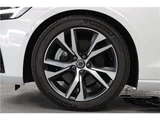 2021 Volvo V60 B5 Sedan for sale, Japanese used car export - photo 11 of 76 | GULJI TRADERS
