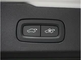2021 Volvo V60 B5 Sedan for sale, Japanese used car export - photo 18 of 76 | GULJI TRADERS