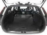 2021 Volvo V60 B5 Sedan for sale, Japanese used car export - photo 21 of 76 | GULJI TRADERS