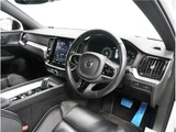 2021 Volvo V60 B5 Sedan for sale, Japanese used car export - photo 47 of 76 | GULJI TRADERS