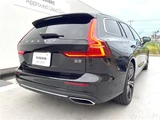 2021 Volvo V60 B5 Sedan for sale, Japanese used car export - photo 12 of 30 | GULJI TRADERS