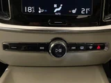 2021 Volvo V60 V60 B5 Sedan for sale, Japanese used car export - photo 20 of 24 | GULJI TRADERS