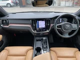 2021 Volvo V60 V60 B5 AWD 4WD Sedan for sale, Japanese used car export - photo 3 of 24 | GULJI TRADERS