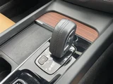 2021 Volvo V60 V60 B5 AWD 4WD Sedan for sale, Japanese used car export - photo 20 of 24 | GULJI TRADERS