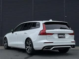 2021 Volvo V60 V60 B5 Sedan for sale, Japanese used car export - photo 2 of 24 | GULJI TRADERS