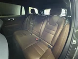 2021 Volvo V60 V60 B5 AWD 4WD Sedan for sale, Japanese used car export - photo 8 of 24 | GULJI TRADERS