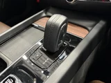2021 Volvo V60 V60 B5 AWD 4WD Sedan for sale, Japanese used car export - photo 16 of 24 | GULJI TRADERS