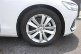 2021 Volvo V60 B4 Momentum Sedan for sale, Japanese used car export - photo 8 of 30 | GULJI TRADERS