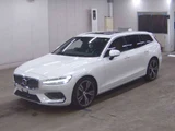 2021 Volvo V60 B5 Sedan for sale, Japanese used car export - photo 3 of 14 | GULJI TRADERS