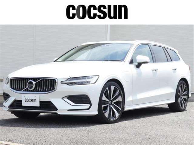 2021 Volvo V60 PHV T6 AWD Sedan for sale, Japanese used car export - photo 1 of 50 | GULJI TRADERS