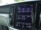 2021 Volvo V60 PHV T6 AWD Sedan for sale, Japanese used car export - photo 23 of 50 | GULJI TRADERS