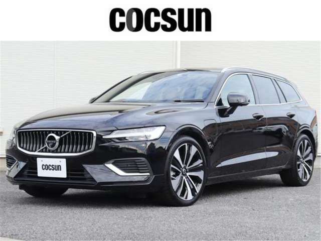 2021 Volvo V60 PHV T6 AWD - photo 1 2021 Volvo V60 PHV T6 AWD Sedan for sale, Japanese used car export - photo 1 of 50 | GULJI TRADERS
