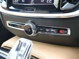 2021 Volvo V60 PHV T6 AWD Sedan for sale, Japanese used car export - photo 28 of 50 | GULJI TRADERS