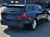 2021 Volvo V60 B4 Momentum Sedan for sale, Japanese used car export - photo 2 of 24 | GULJI TRADERS