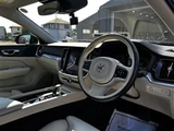 2021 Volvo V60 B4 Momentum Sedan for sale, Japanese used car export - photo 17 of 24 | GULJI TRADERS