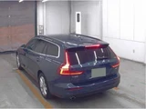 2021 Volvo V60 B4 Sedan for sale, Japanese used car export - photo 2 of 6 | GULJI TRADERS