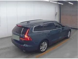 2021 Volvo V60 B4 Sedan for sale, Japanese used car export - photo 5 of 6 | GULJI TRADERS