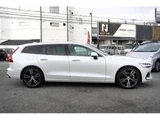 2021 Volvo V60 B5 Sedan for sale, Japanese used car export - photo 4 of 7 | GULJI TRADERS