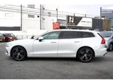2021 Volvo V60 B5 Sedan for sale, Japanese used car export - photo 5 of 7 | GULJI TRADERS