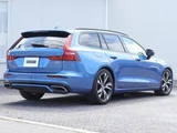 2021 Volvo V60 B5 Sedan for sale, Japanese used car export - photo 8 of 9 | GULJI TRADERS