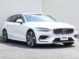 2021 Volvo V60 PHV T6 AWD Sedan for sale, Japanese used car export - photo 6 of 9 | GULJI TRADERS