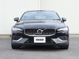 2021 Volvo V60 PHV T6 AWD Sedan for sale, Japanese used car export - photo 5 of 9 | GULJI TRADERS