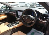 2022 Volvo V60 Hybrid Sedan for sale, Japanese used car export - photo 20 of 63 | GULJI TRADERS