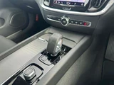 2022 Volvo V60 B4 Sedan for sale, Japanese used car export - photo 11 of 32 | GULJI TRADERS