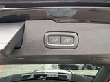 2022 Volvo V60 B4 Sedan for sale, Japanese used car export - photo 20 of 32 | GULJI TRADERS