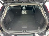 2022 Volvo V60 B4 Sedan for sale, Japanese used car export - photo 22 of 32 | GULJI TRADERS