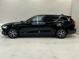 2022 Volvo V60 B4 Sedan for sale, Japanese used car export - photo 26 of 32 | GULJI TRADERS