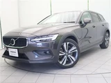 2022 Volvo V60 B5 AWD Sedan for sale, Japanese used car export - photo 1 of 29 | GULJI TRADERS