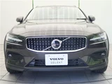 2022 Volvo V60 B5 AWD Sedan for sale, Japanese used car export - photo 7 of 29 | GULJI TRADERS