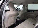 2022 Volvo V60 B5 AWD Sedan for sale, Japanese used car export - photo 23 of 29 | GULJI TRADERS