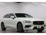 2022 Volvo V60 B4 Sedan for sale, Japanese used car export - photo 1 of 50 | GULJI TRADERS