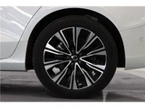 2022 Volvo V60 B4 Sedan for sale, Japanese used car export - photo 8 of 50 | GULJI TRADERS