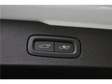 2022 Volvo V60 B4 Sedan for sale, Japanese used car export - photo 16 of 50 | GULJI TRADERS