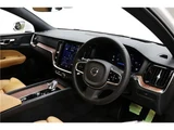 2022 Volvo V60 B4 Sedan for sale, Japanese used car export - photo 36 of 50 | GULJI TRADERS