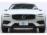 2022 Volvo V60 B5 AWD Sedan for sale, Japanese used car export - photo 4 of 74 | GULJI TRADERS