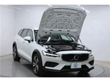 2022 Volvo V60 B5 AWD Sedan for sale, Japanese used car export - photo 10 of 74 | GULJI TRADERS