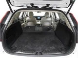 2022 Volvo V60 B5 AWD Sedan for sale, Japanese used car export - photo 22 of 74 | GULJI TRADERS