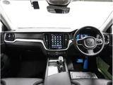 2022 Volvo V60 B5 AWD Sedan for sale, Japanese used car export - photo 3 of 78 | GULJI TRADERS