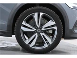 2022 Volvo V60 B5 AWD Sedan for sale, Japanese used car export - photo 15 of 78 | GULJI TRADERS