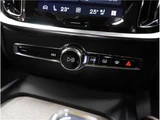 2022 Volvo V60 B5 AWD Sedan for sale, Japanese used car export - photo 41 of 78 | GULJI TRADERS