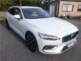 2022 Volvo V60 B4 Sedan for sale, Japanese used car export - photo 3 of 41 | GULJI TRADERS