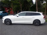 2022 Volvo V60 B4 Sedan for sale, Japanese used car export - photo 8 of 41 | GULJI TRADERS