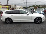 2022 Volvo V60 Sedan for sale, Japanese used car export - photo 4 of 41 | GULJI TRADERS