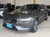 2022 Volvo V60 B5 AWD Sedan for sale, Japanese used car export - photo 1 of 50 | GULJI TRADERS