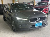 2022 Volvo V60 B5 AWD Sedan for sale, Japanese used car export - photo 4 of 50 | GULJI TRADERS